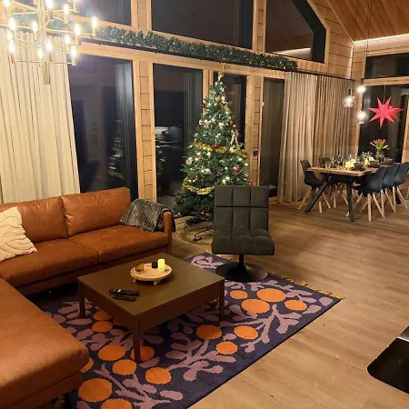 Halo By Hilla דירה