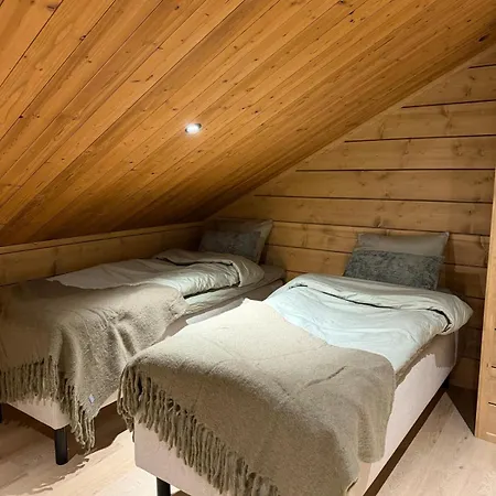 Halo By Hilla דירה